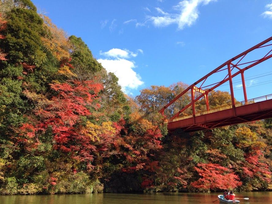 亀山湖紅葉